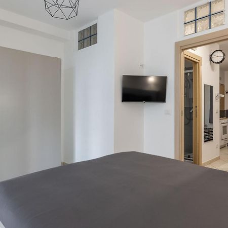 Bari Blue Apartment Bagian luar foto