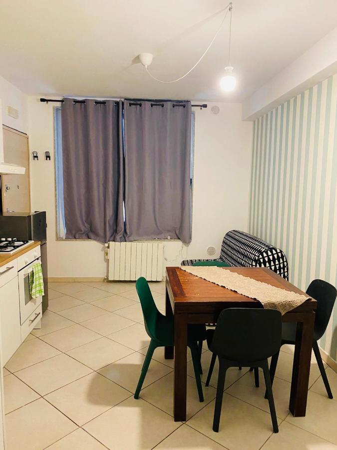 Bari Blue Apartment Bagian luar foto