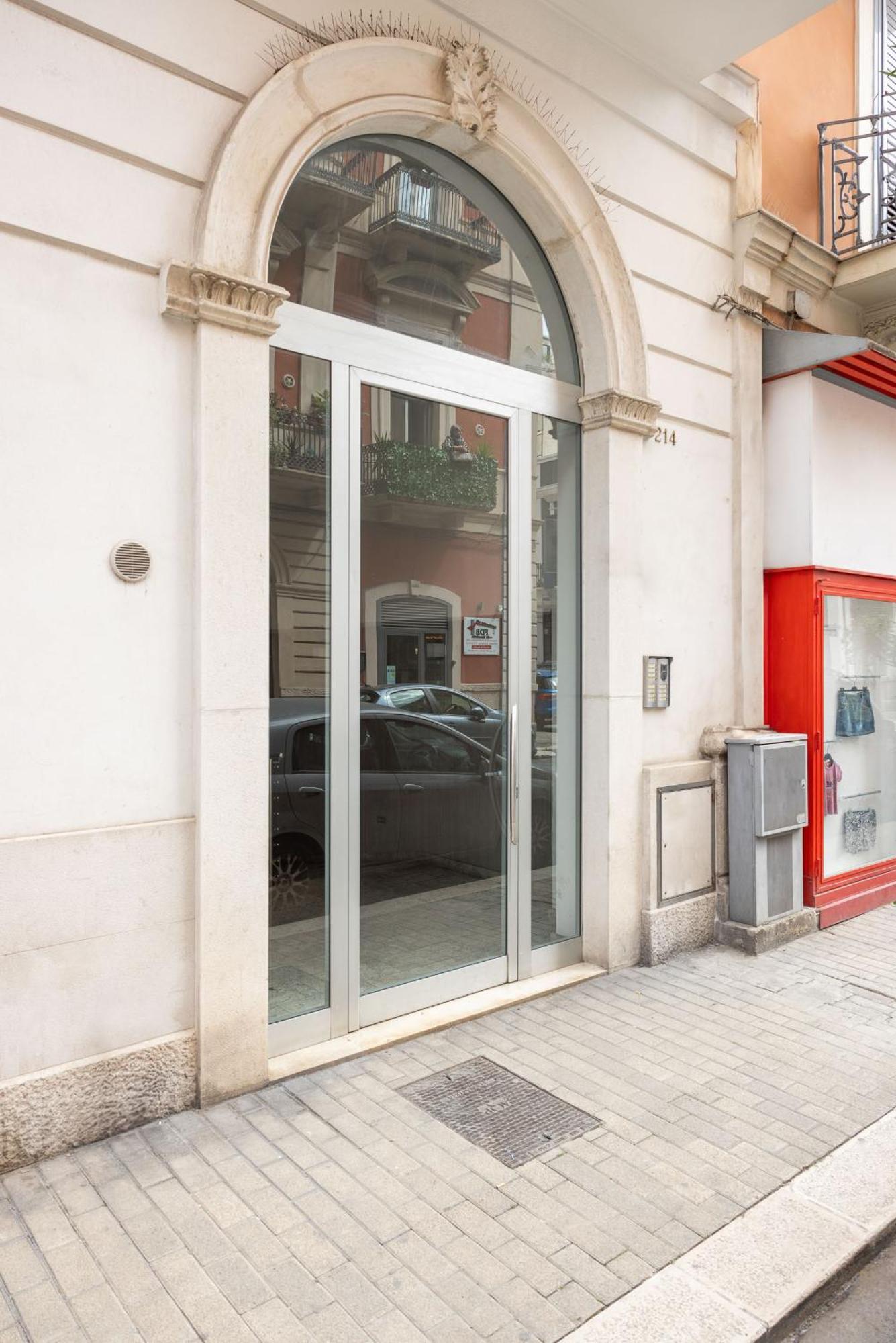 Bari Blue Apartment Bagian luar foto
